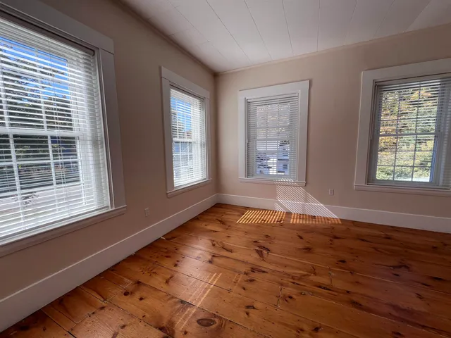 $2,975 | 9 Forest Street, Unit 4, Exeter, NH 03833