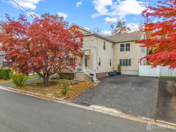 $786,000 | 74 Wildwood Avenue, Edison, NJ 08837