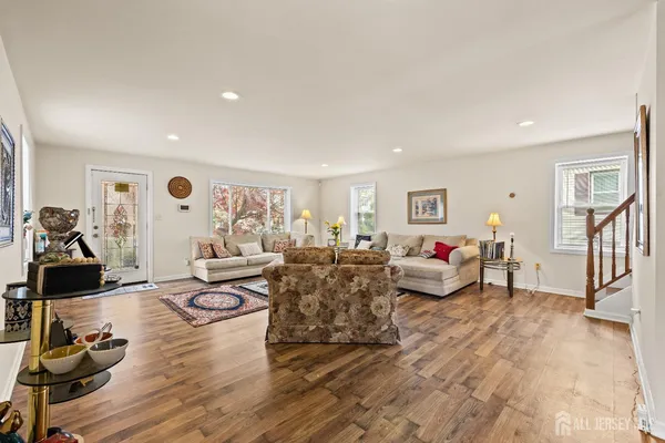 $786,000 | 74 Wildwood Avenue, Edison, NJ 08837