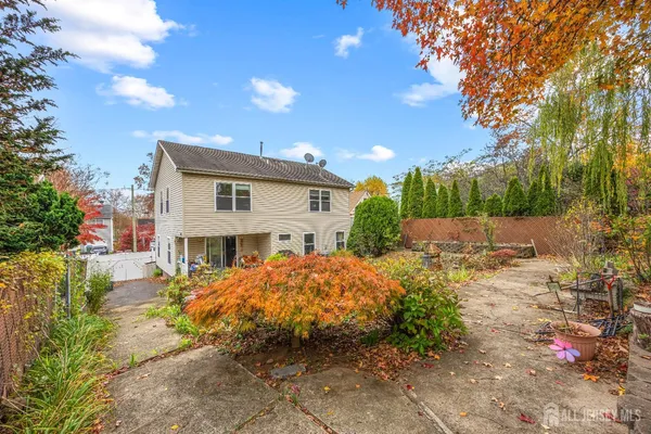 $786,000 | 74 Wildwood Avenue, Edison, NJ 08837