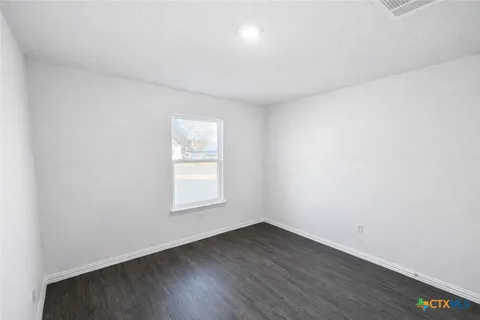 $199,900 | 1411 North 10th Street, Killeen, TX 76541