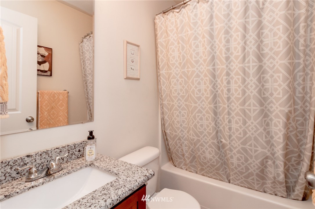 418 Harrison Street Sumner, WA 98390 - Photo 12 of 16 Gallery Image 12