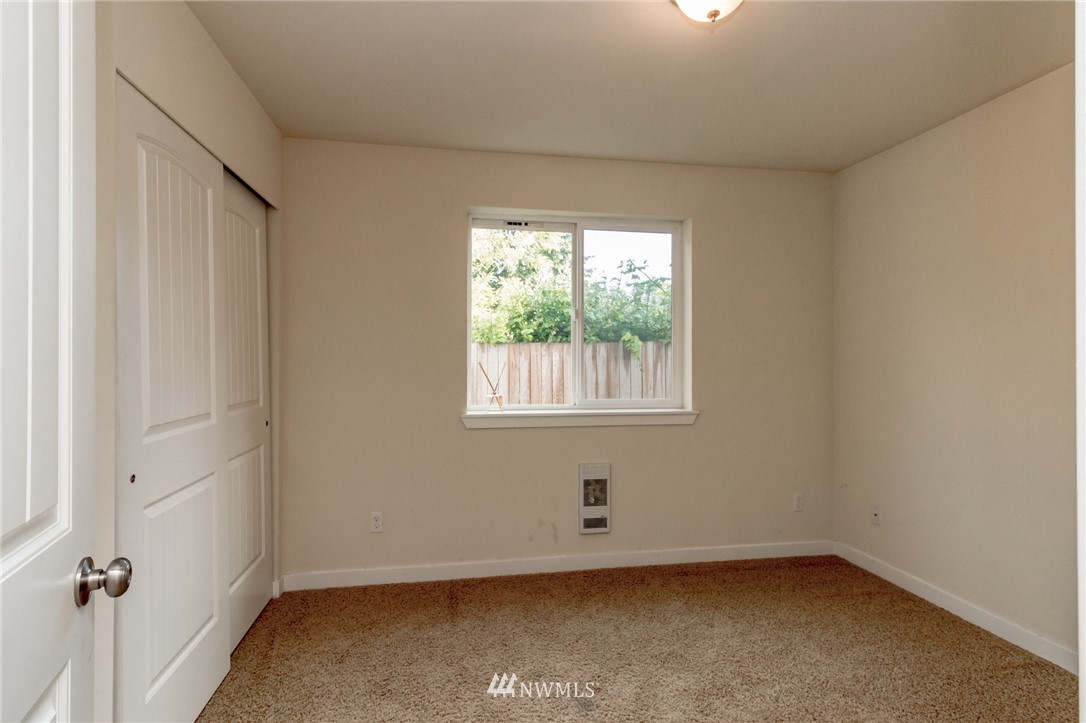 418 Harrison Street Sumner, WA 98390 - Photo 13 of 16 Gallery Image 13