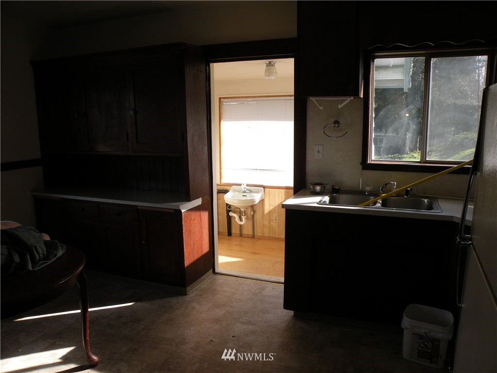 6009 Waller Road East Tacoma, WA 98443 - Photo 15 of 15