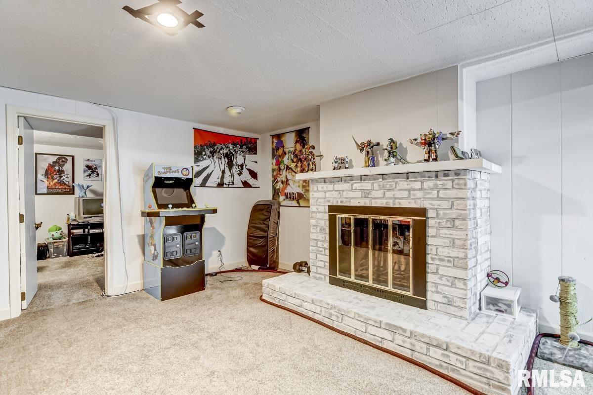 2901-2903 Interlacken Road Springfield, IL 62704 - Photo 15 of 24 Gallery Image 15