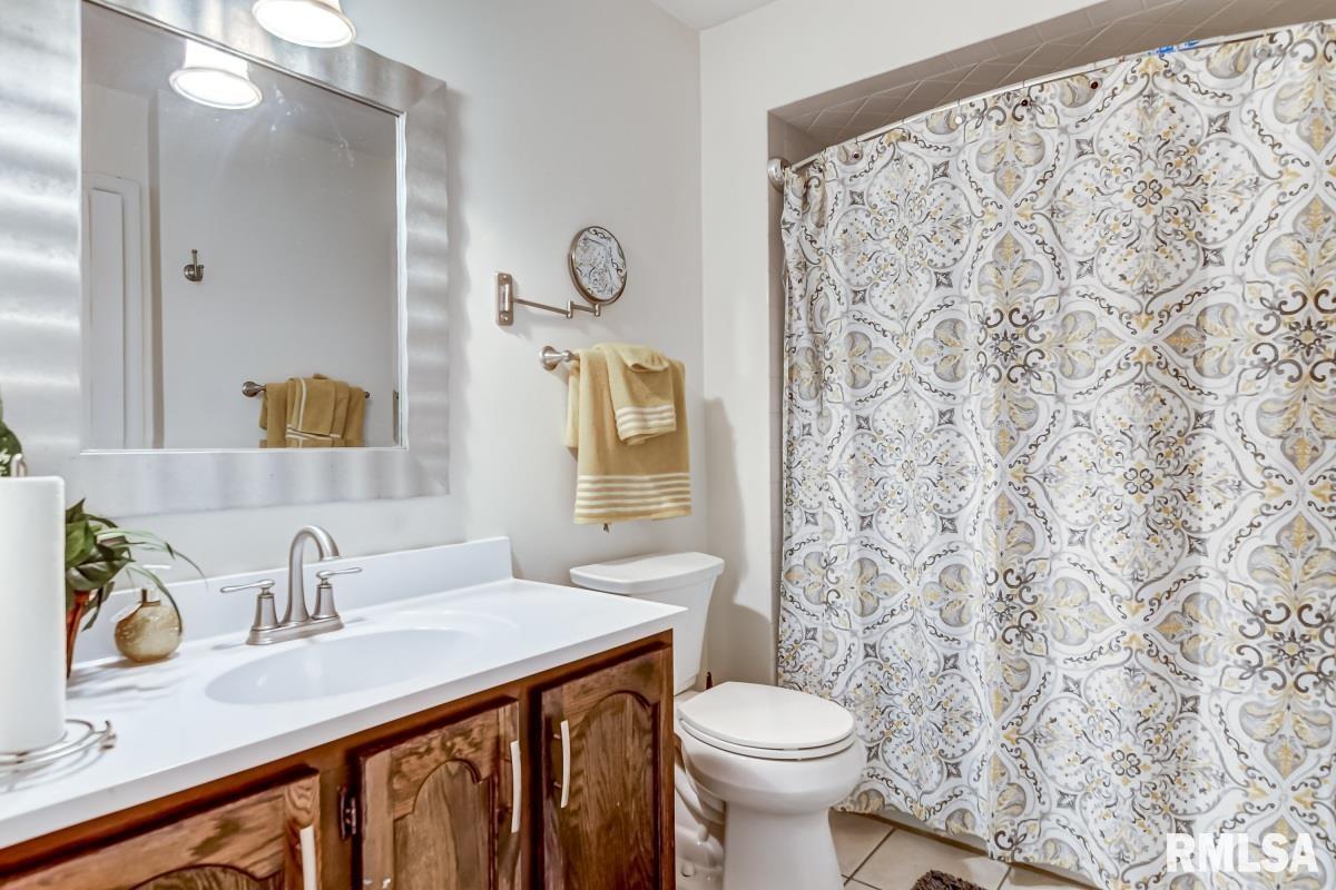 2901-2903 Interlacken Road Springfield, IL 62704 - Photo 8 of 24 Gallery Image 8