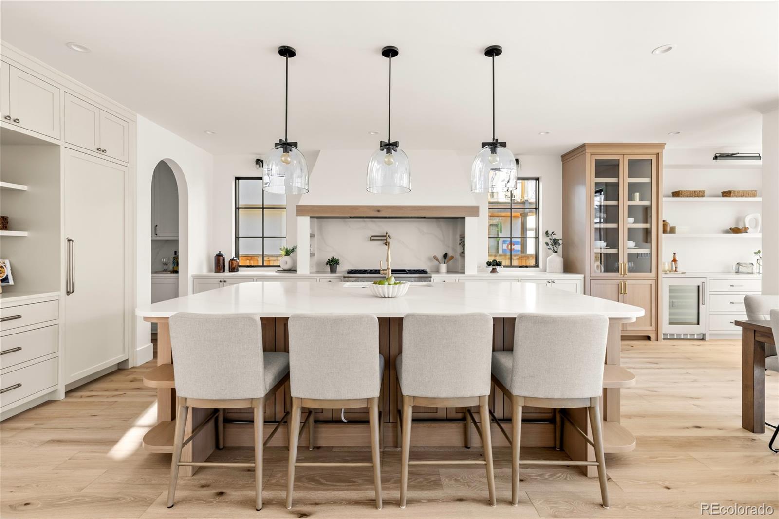 2658 South Adams Street Denver, CO 80210 - Photo 10 of 34 a view of kitchen with breakfast area