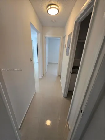 $2,000 | 6191 West 24th Avenue, Unit 209, Hialeah, FL 33016