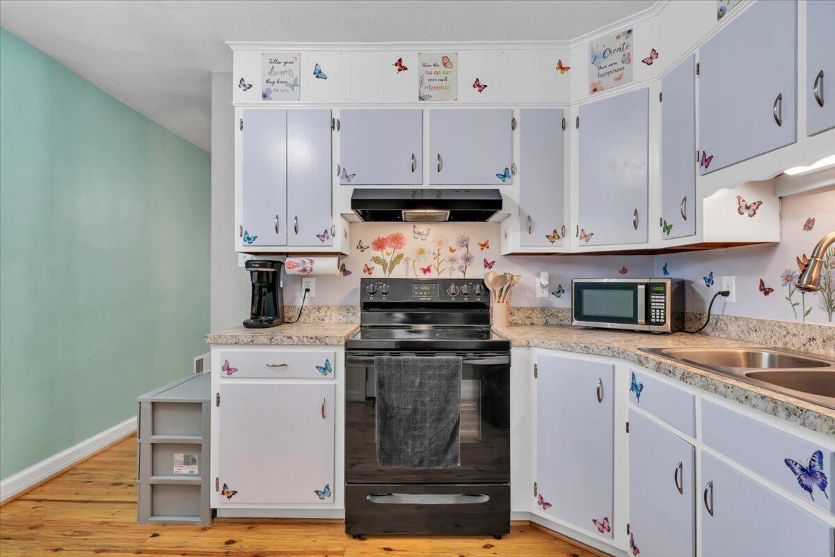 209 Liberty Road Northeast Roanoke, VA 24012 - Photo 11 of 33 11-MIB02269