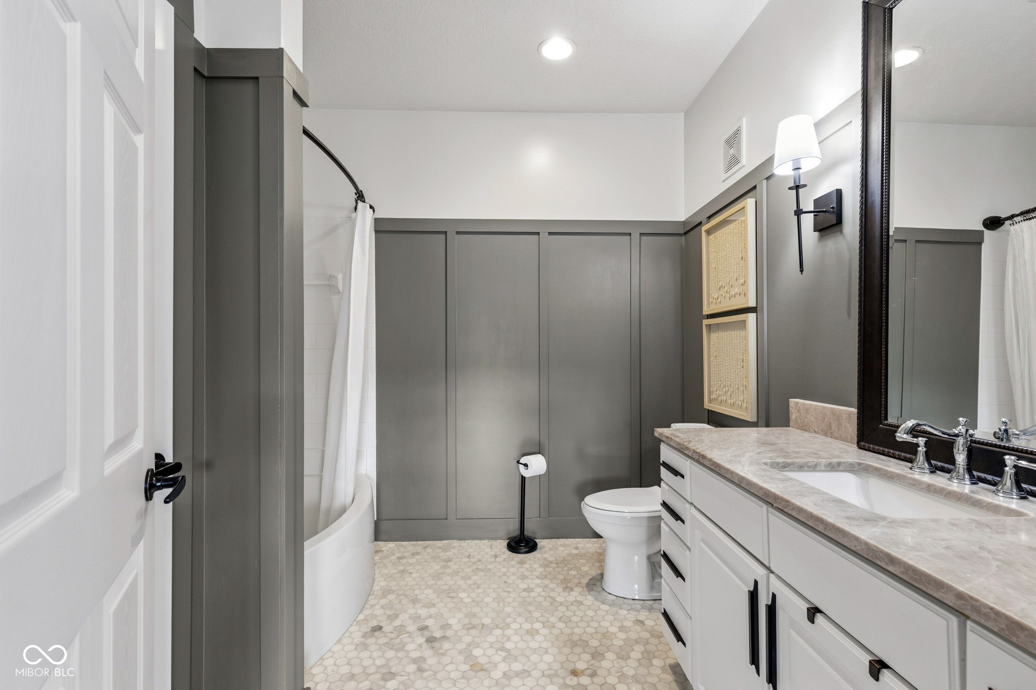 1168 Shadow Ridge Road, Unit 38 Carmel, IN 46280 - Photo 23 of 33