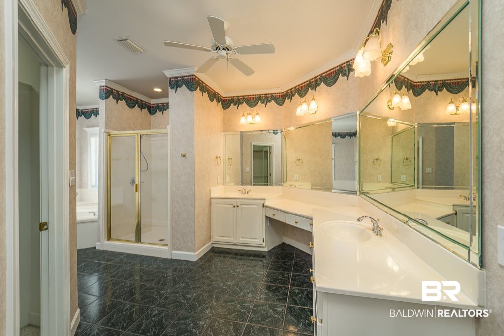 212 North Circle Fairhope, AL 36532 - Photo 12 of 29 Master Bath