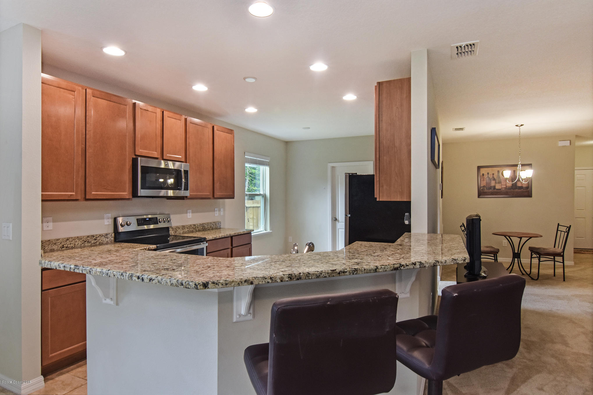377 Rheine Road Northwest Palm Bay, FL 32907 - Photo 7 of 21 Kitchen