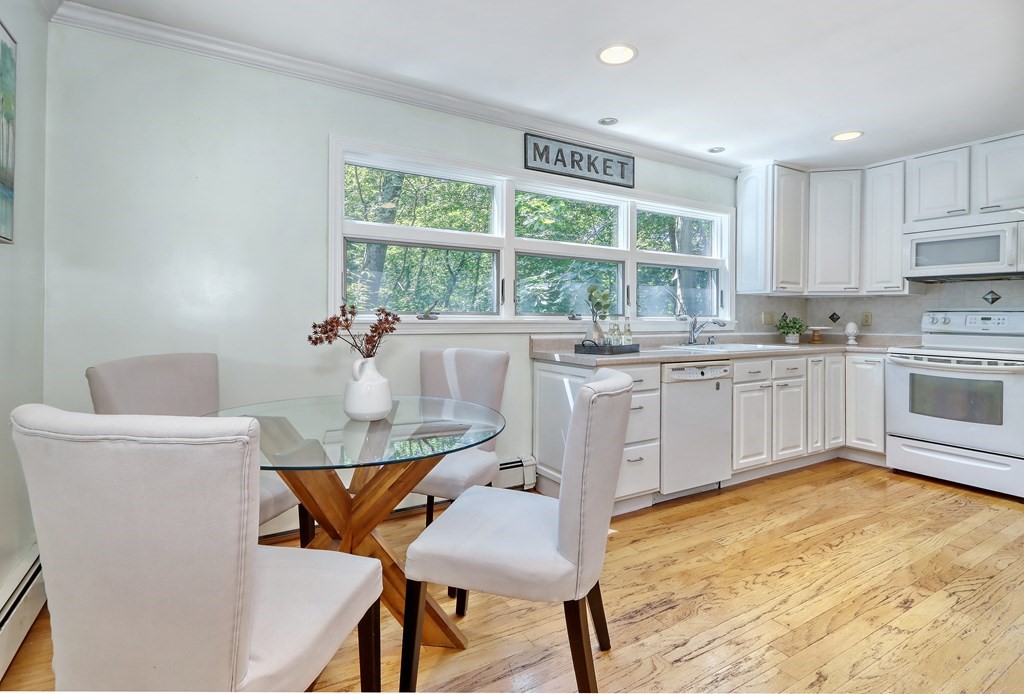 55 Pilgrim Road Stoneham, MA 02180 - Photo 4 of 34 Gallery Image 4