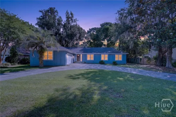 $595,000 | 109 North Cromwell Road, Savannah, GA 31410