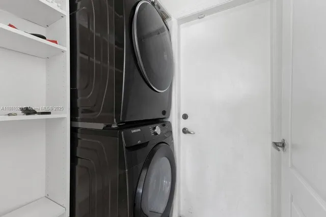 $750,000 | 7427 Northwest 113th Path, Doral, FL 33178