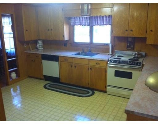 19 King Street Sebago, ME 04029 - Photo 4 of 9 Kitchen.