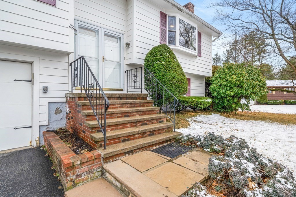 28 Sycamore Road Methuen, MA 01844 - Photo 3 of 35 a view of a chair with fire pit in front of main door