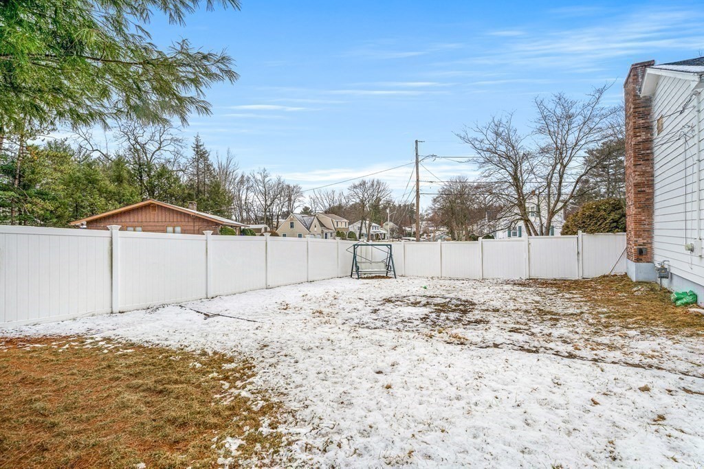 28 Sycamore Road Methuen, MA 01844 - Photo 33 of 35 a backyard of a house