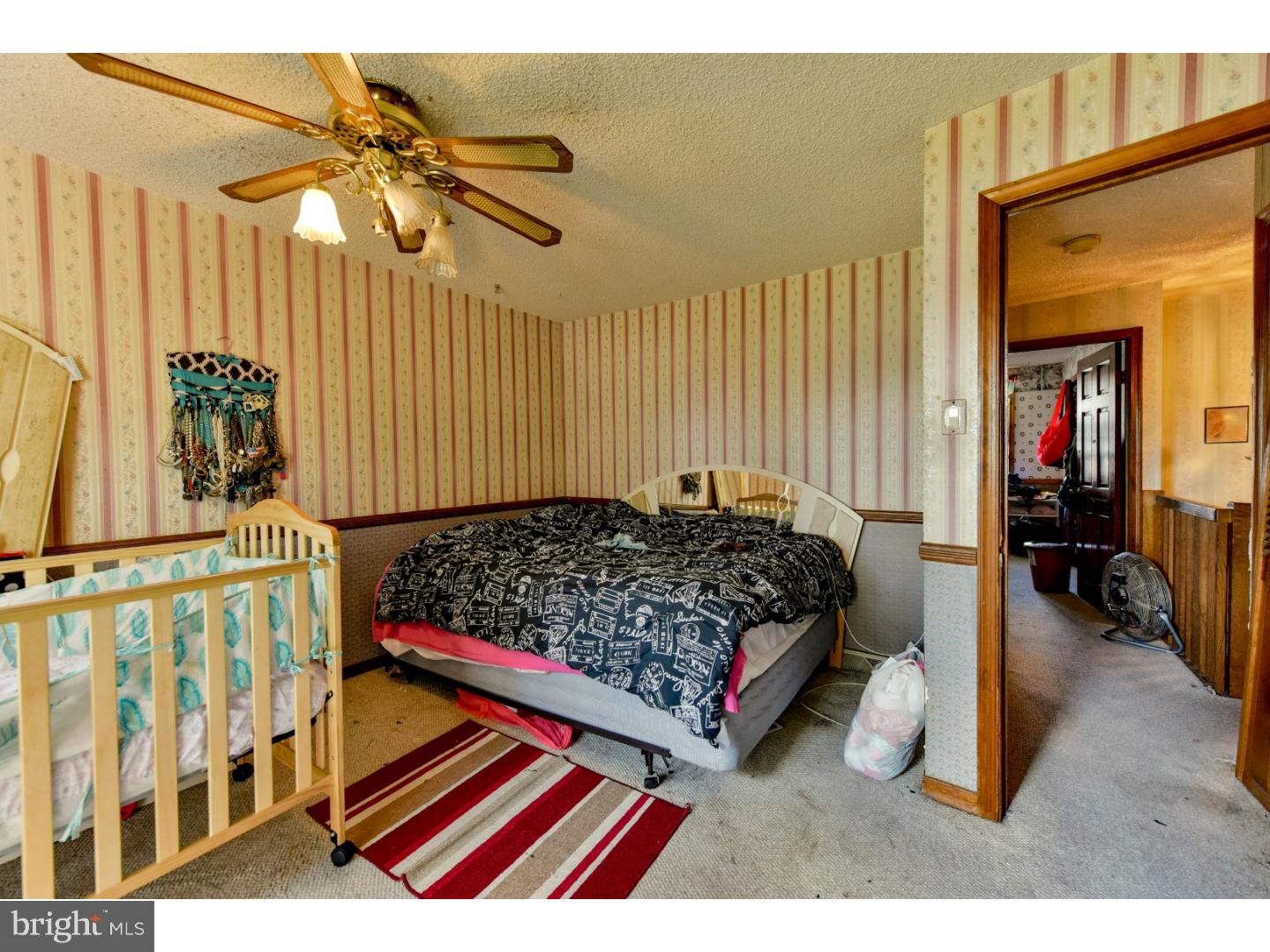 1052 South Merrimac Road Camden, NJ 08104 - Photo 12 of 18