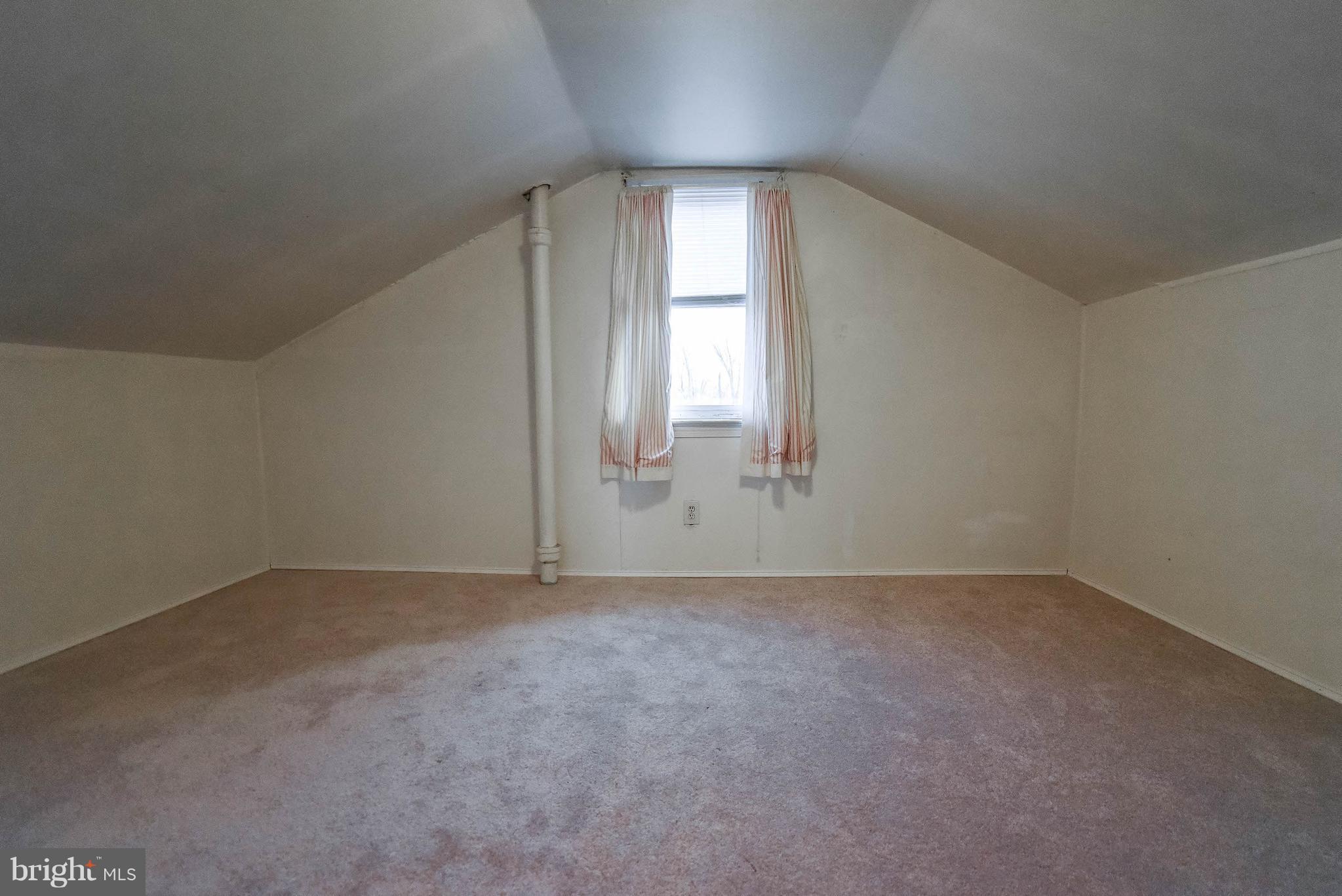 2920 Tucker Road Fort Washington, MD 20744 - Photo 17 of 28 Bedroom #3 on upper level