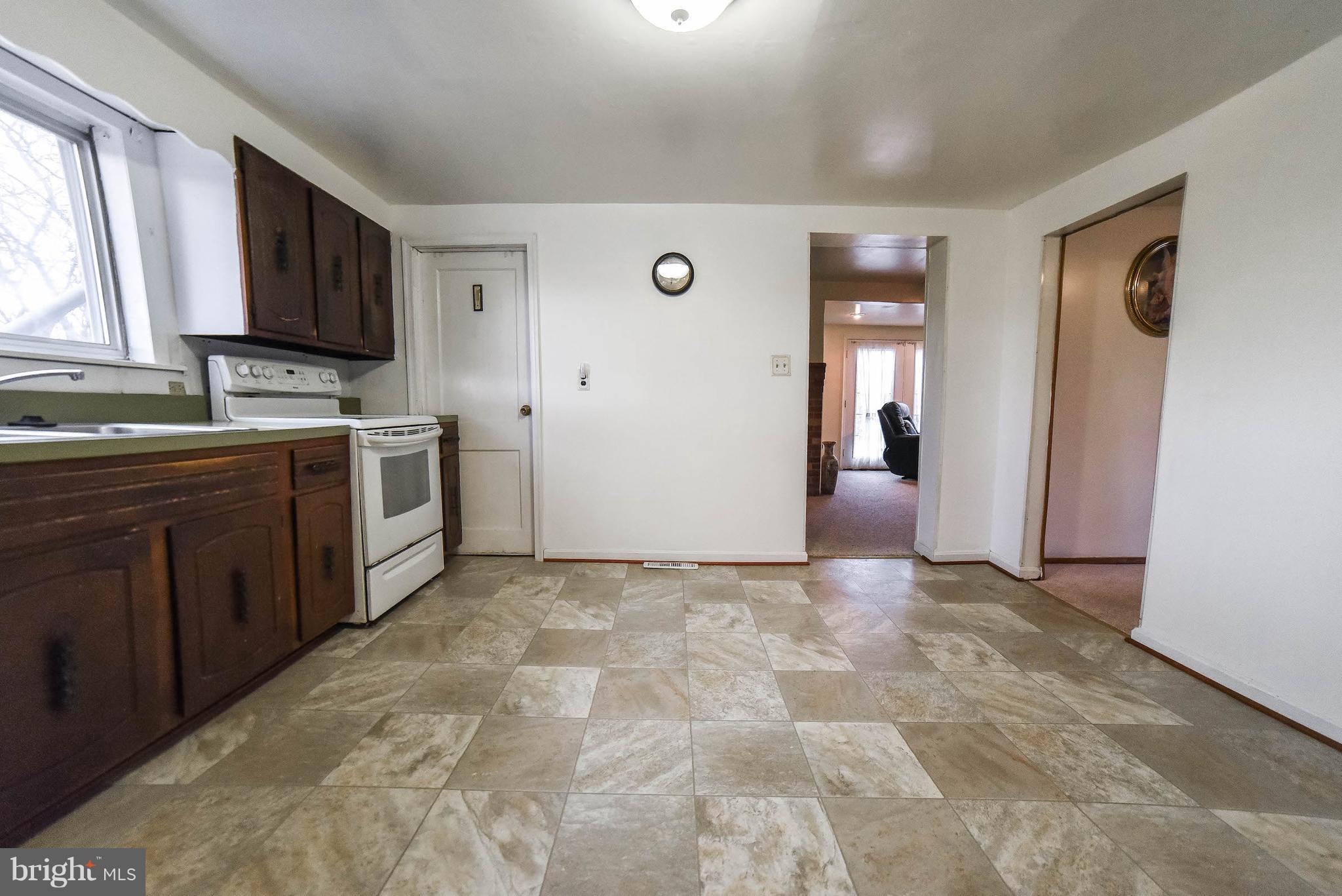 2920 Tucker Road Fort Washington, MD 20744 - Photo 4 of 28 Kitchen