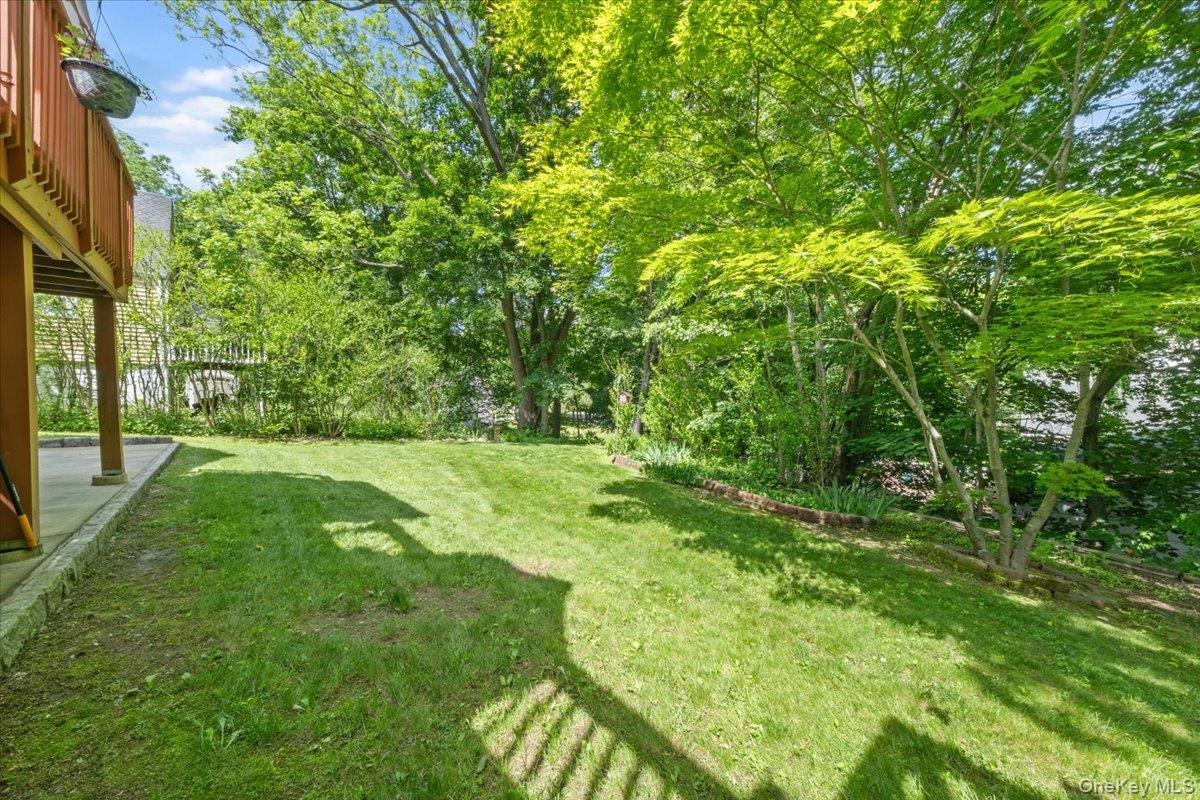 118 Hewitt Street Lake Peekskill, NY 10537 - Photo 37 of 48