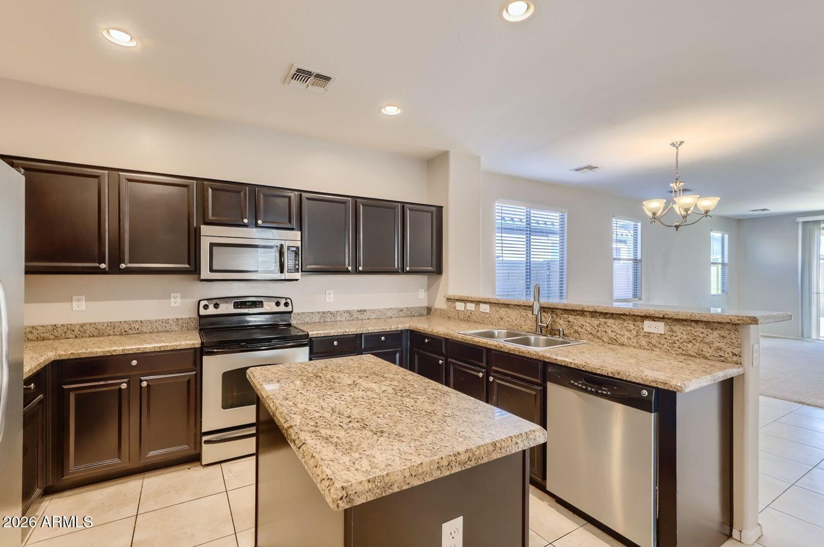 2610 West Gaby Road Phoenix, AZ 85041 - Photo 10 of 11 62534506_large