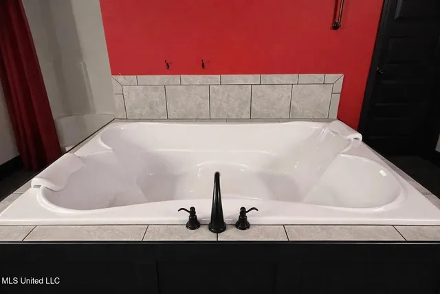 $529,000 | 174 Hardy Williams Road, Pinola, MS 39149