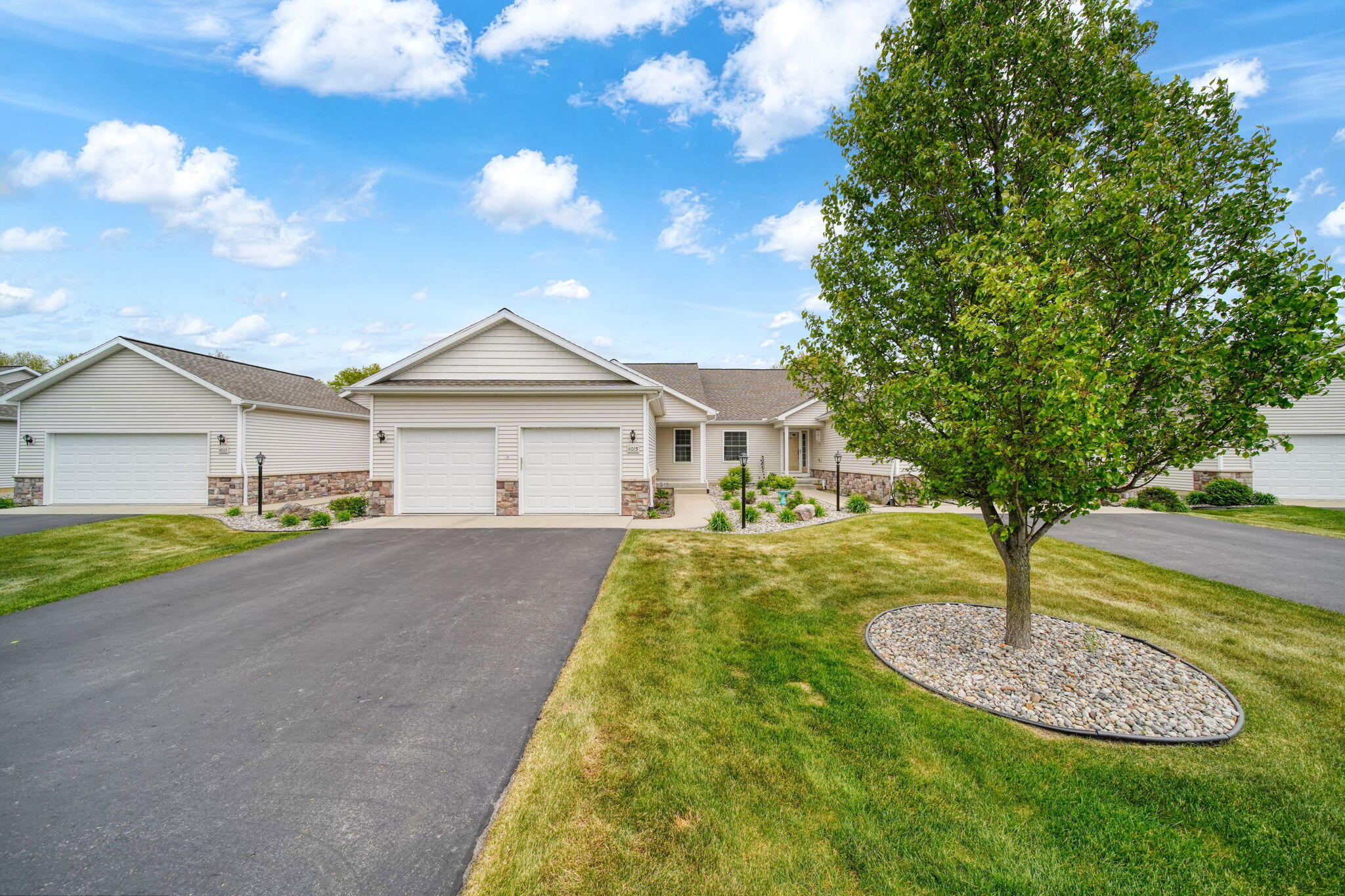 4015 Eastbridge Road Stockbridge, MI 49285 - Photo 2 of 43 1-web-or-mls-DSC02254_HDR