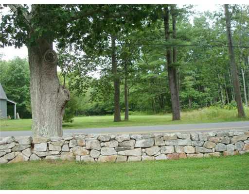 39 Old County Road York, ME 03902 - Photo 20 of 25 Yard/Garden.