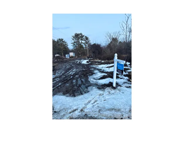 $220,000 | 284 Hockomock Road, Woolwich, ME 04579