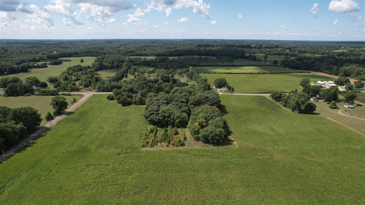 545 Biastock Road Benton Harbor, MI 49022 - Photo 4 of 15