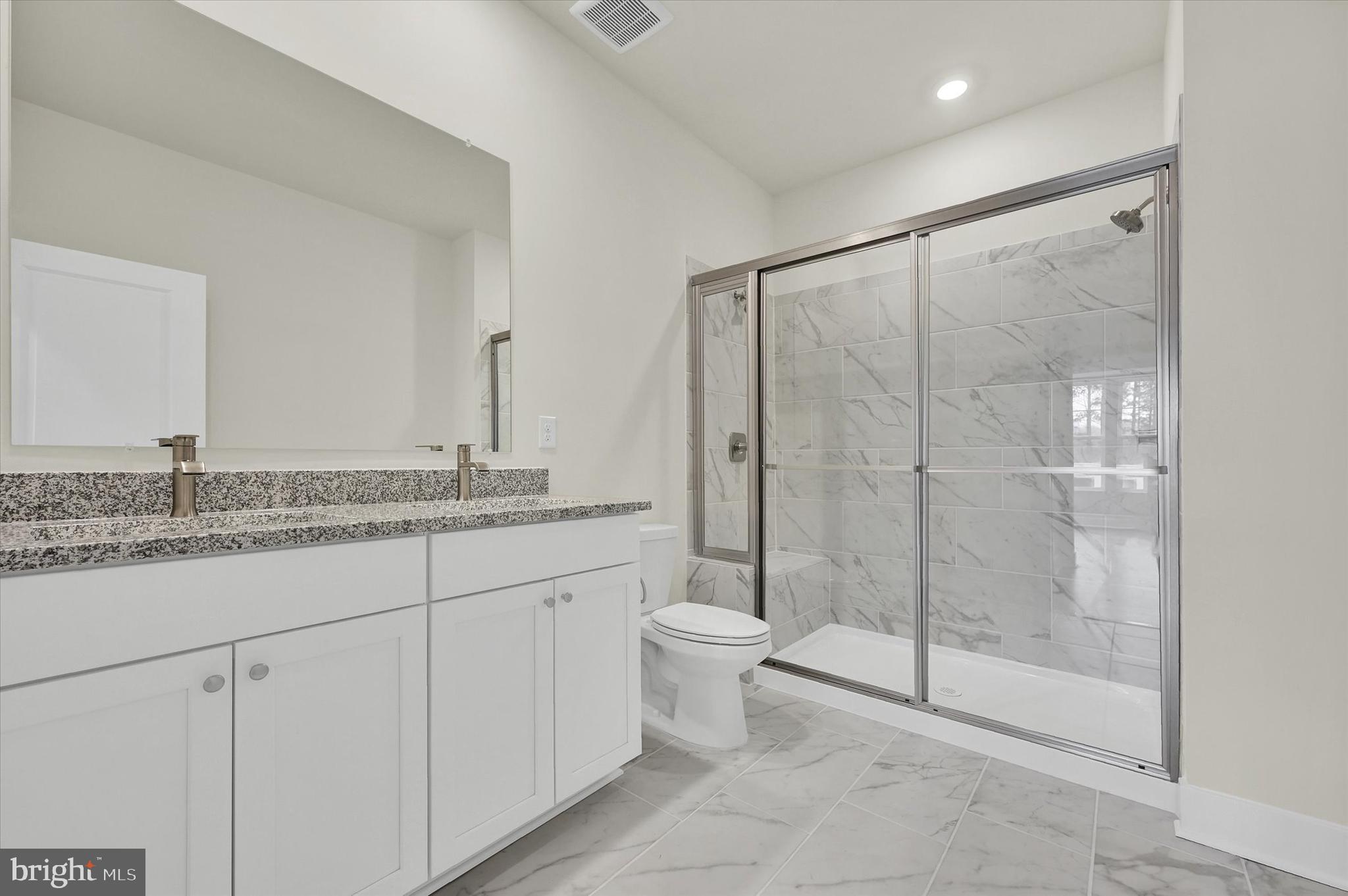 2131 Winterberry Lane Cambridge, MD 21613 - Photo 17 of 17 Owner's Bath