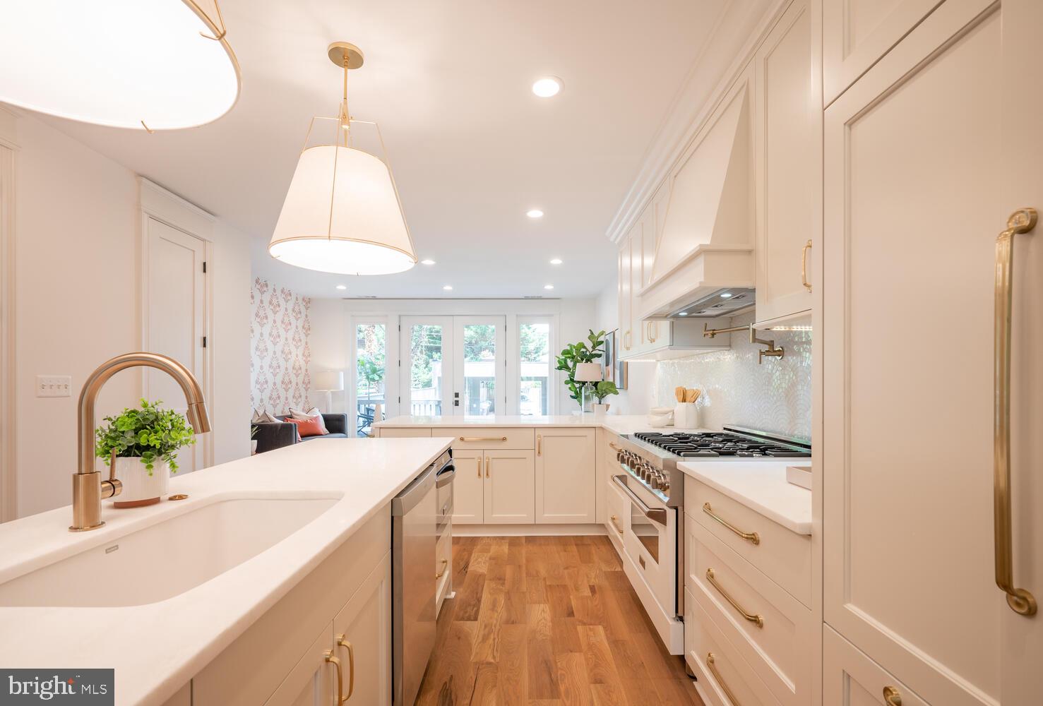 1112 E Street Northeast Washington, DC 20002 - Photo 7 of 38