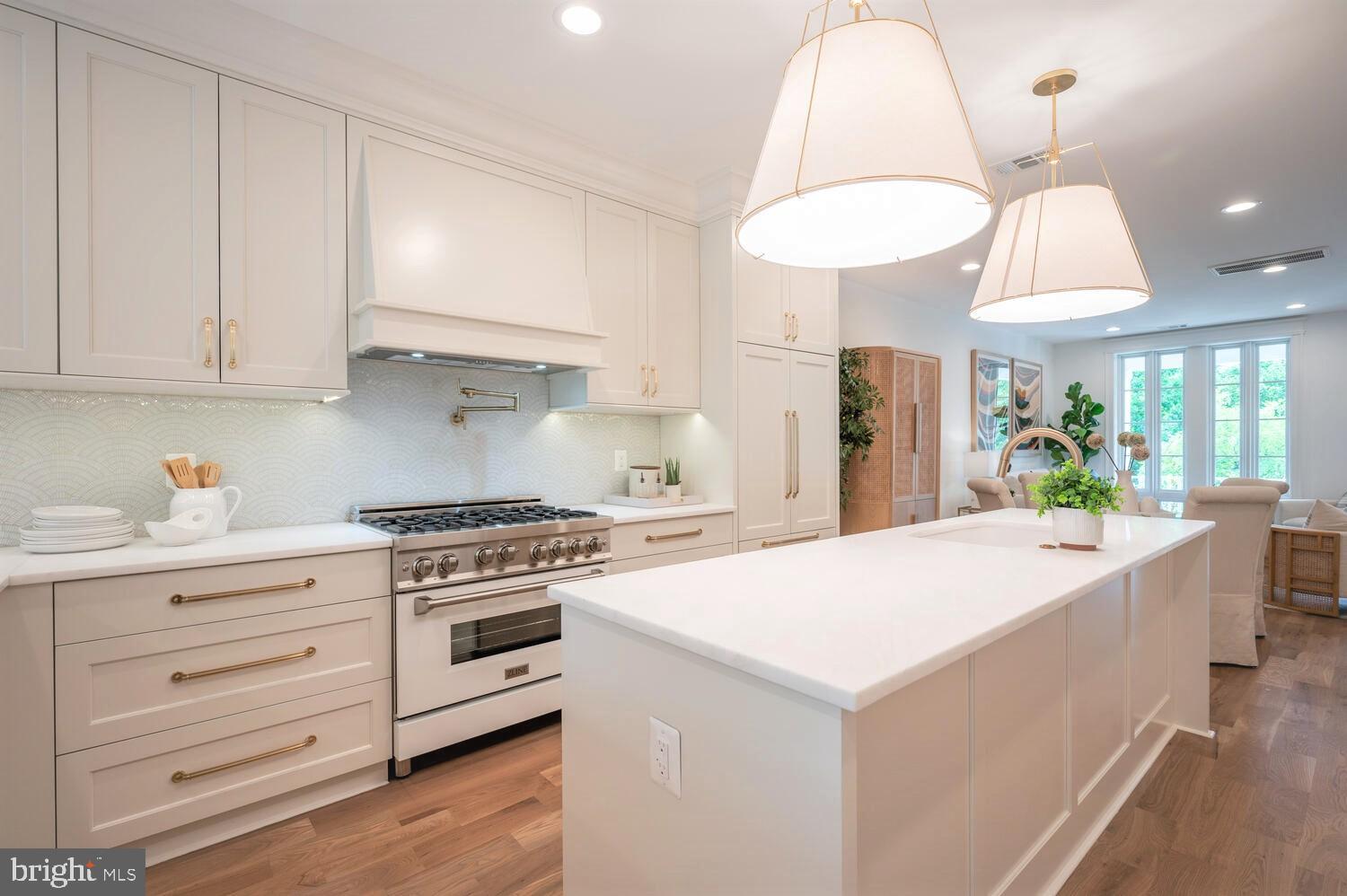 1112 E Street Northeast Washington, DC 20002 - Photo 9 of 38