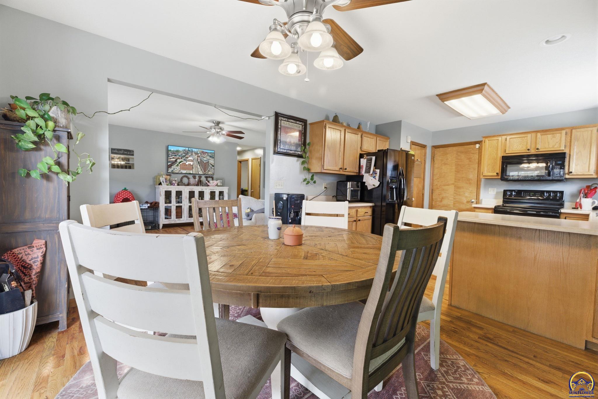 4007 Northwest Fielding Terrace Topeka, KS 66618 - Photo 13 of 41