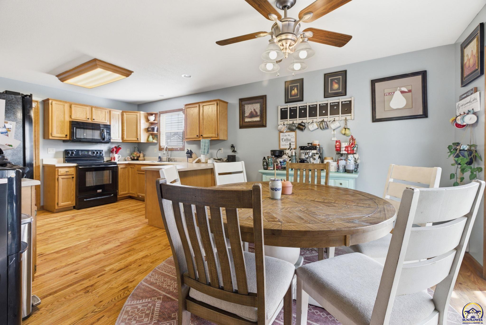 4007 Northwest Fielding Terrace Topeka, KS 66618 - Photo 15 of 41