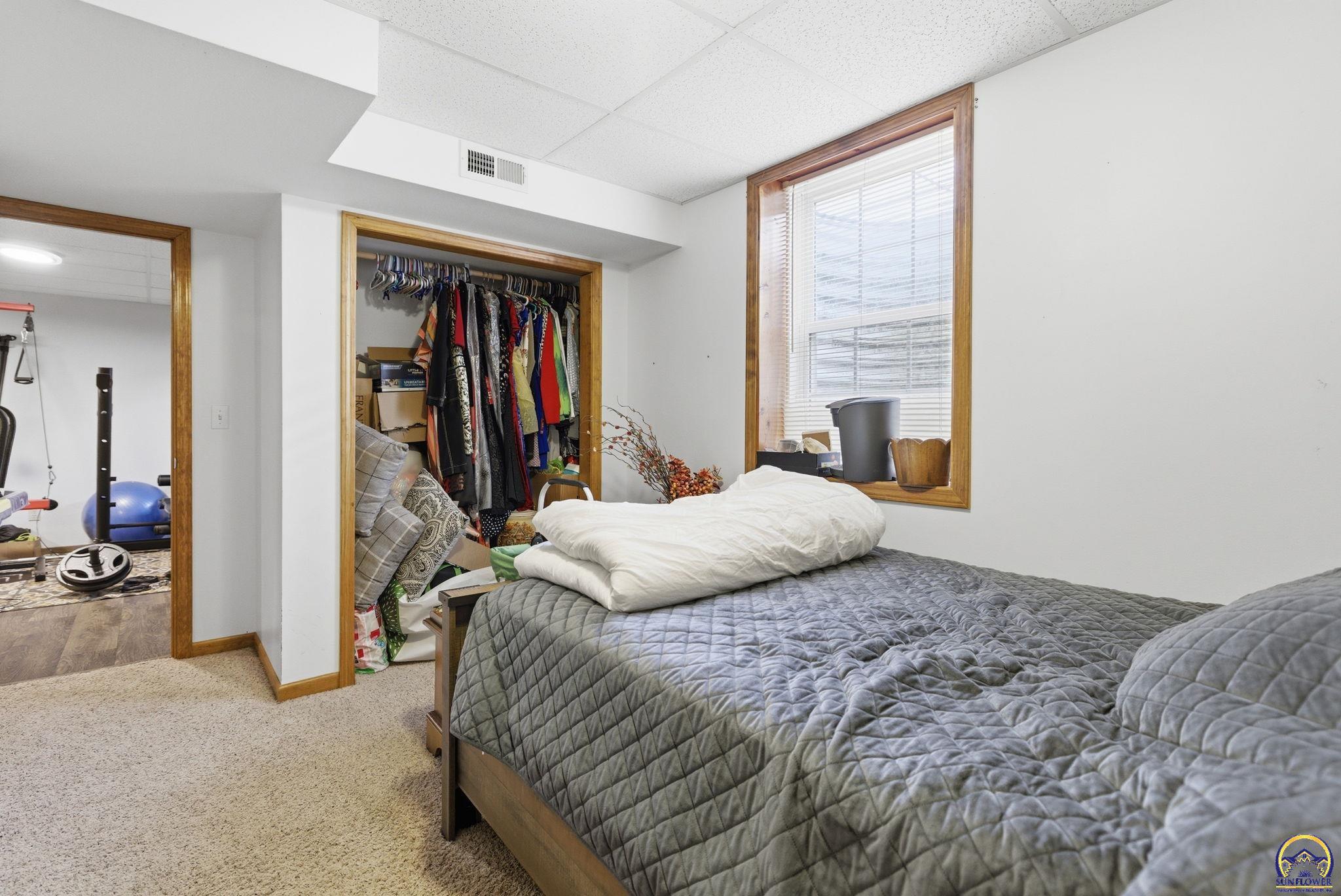 4007 Northwest Fielding Terrace Topeka, KS 66618 - Photo 18 of 41