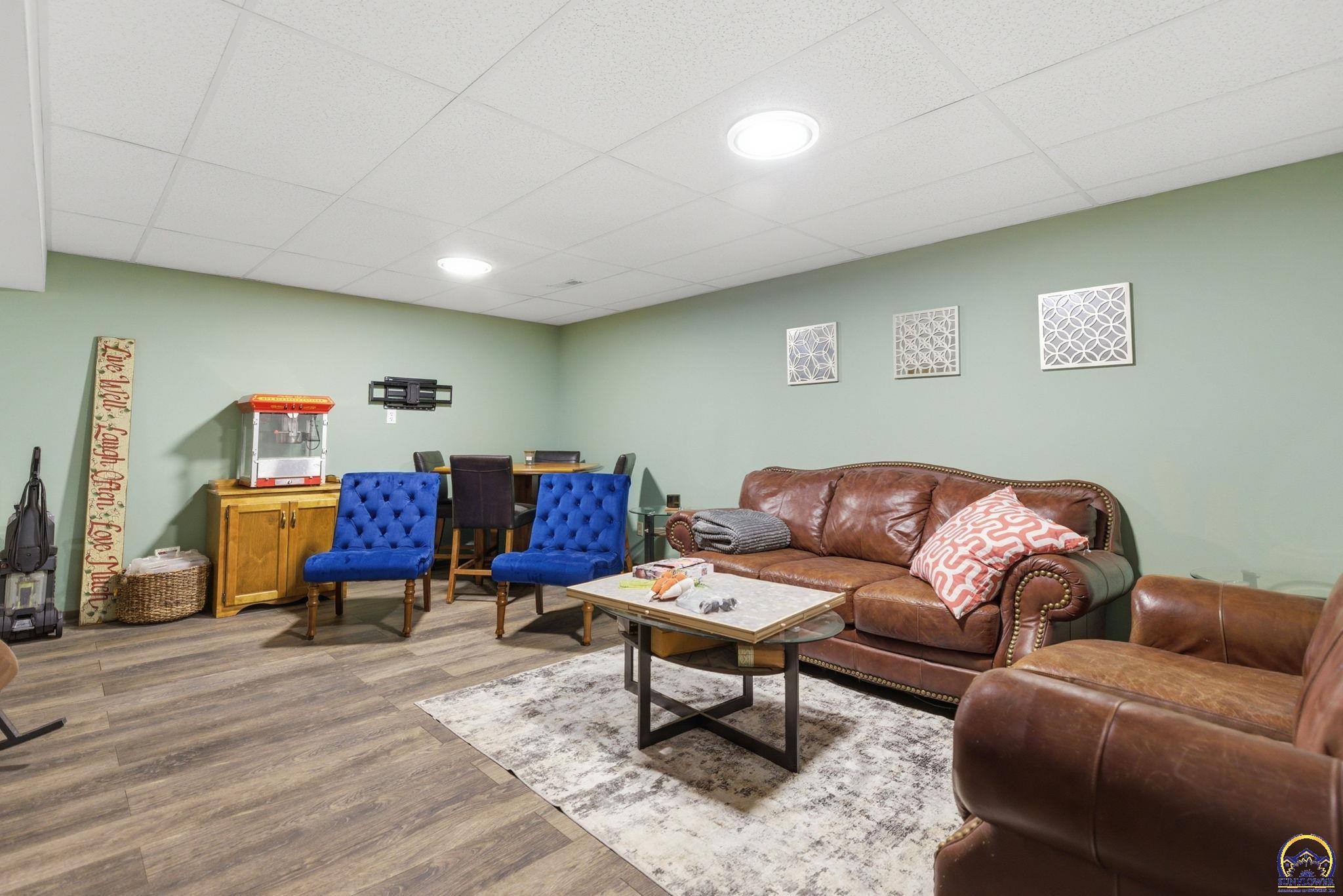 4007 Northwest Fielding Terrace Topeka, KS 66618 - Photo 24 of 41