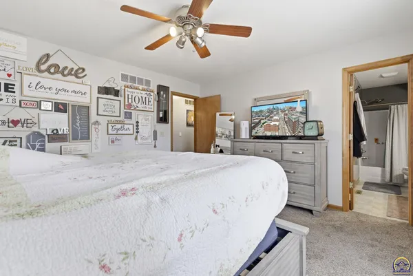$315,000 | 4007 Northwest Fielding Terrace, Topeka, KS 66618