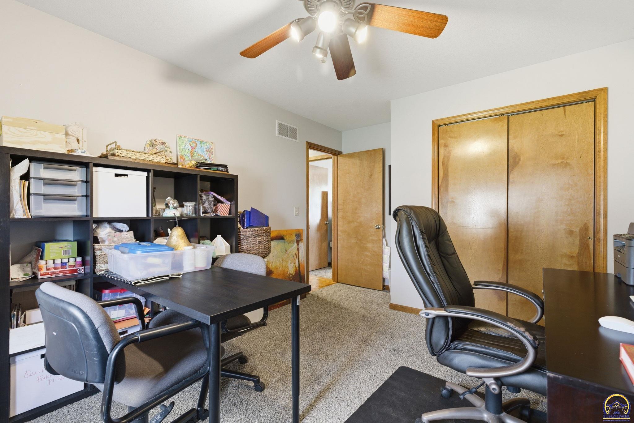 4007 Northwest Fielding Terrace Topeka, KS 66618 - Photo 31 of 41