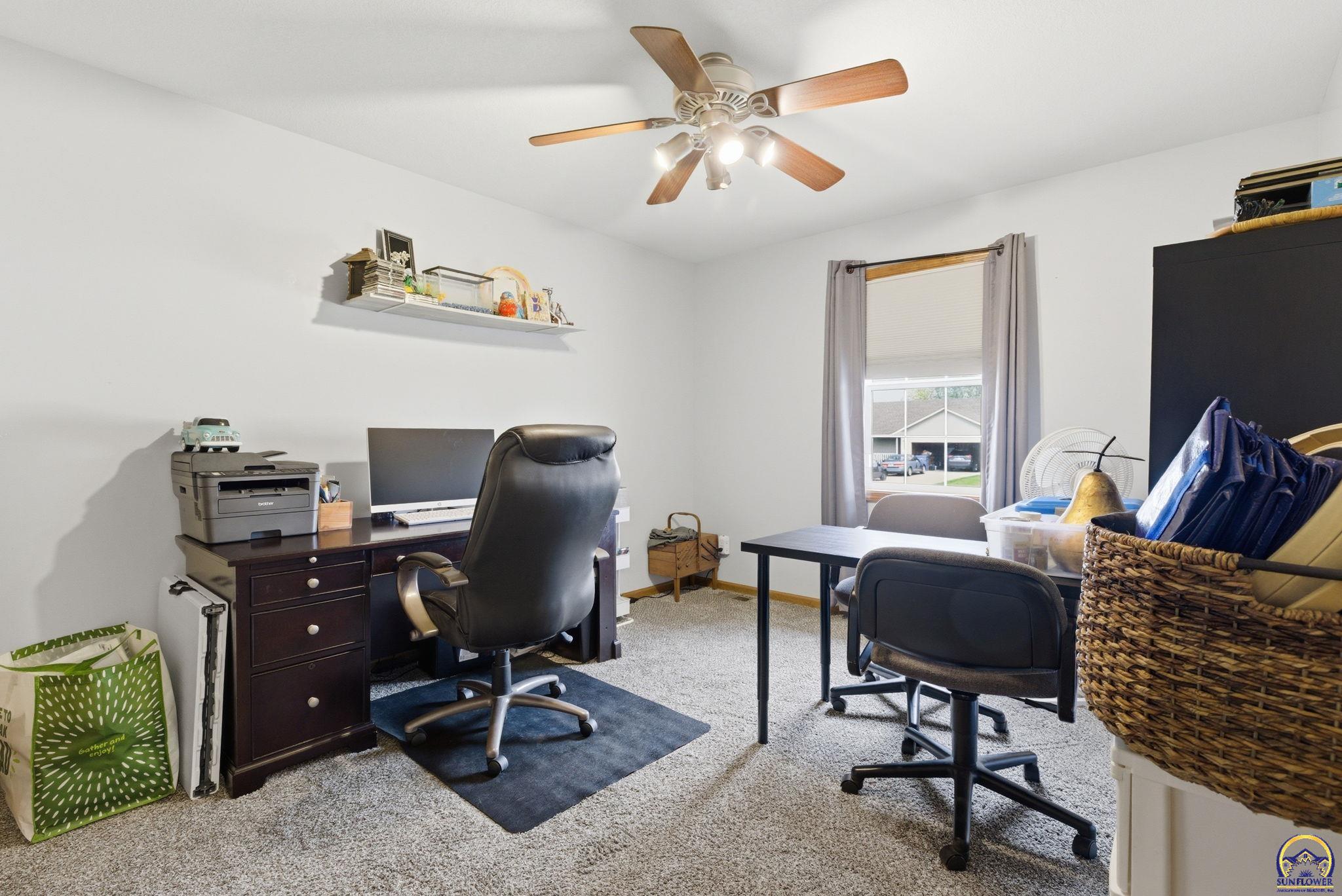 4007 Northwest Fielding Terrace Topeka, KS 66618 - Photo 32 of 41