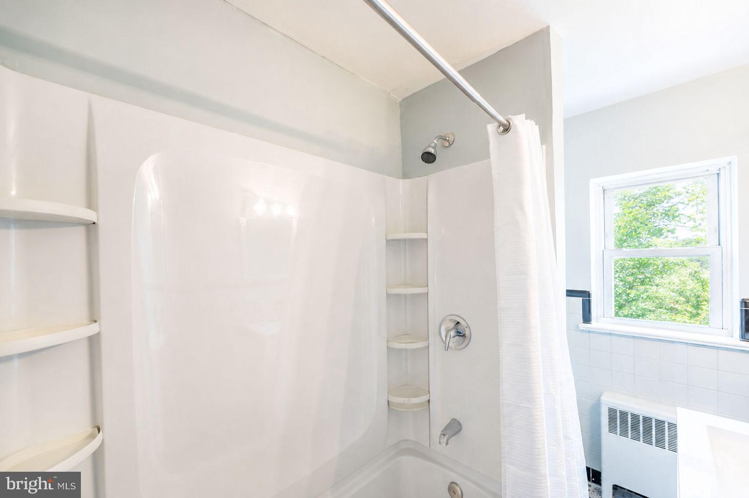 9 David Road Bridgeport, PA 19406 - Photo 19 of 28 Full Bath