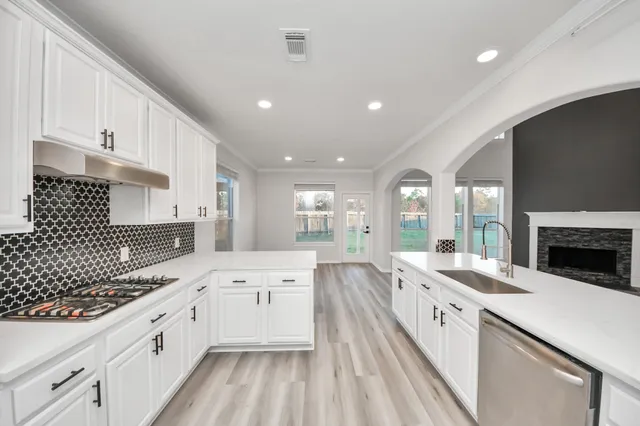 $445,000 | 2415 San Conero Drive, Pearland, TX 77581