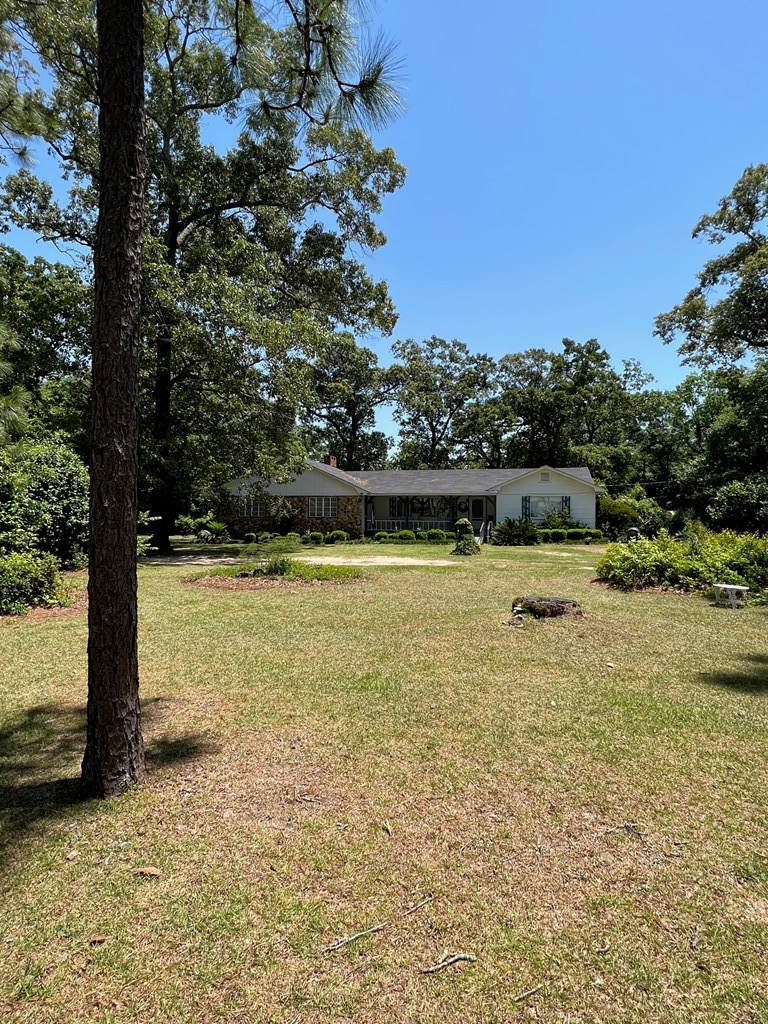 1056 Parramore Road Dothan, AL 36303 - Photo 2 of 19