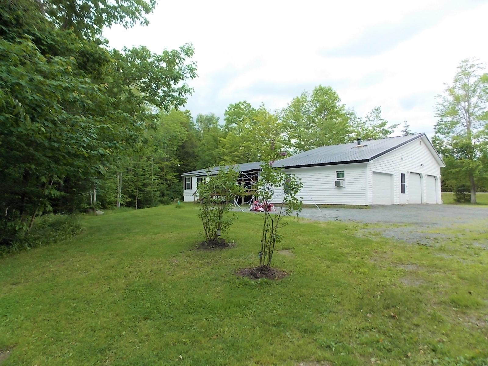 294 Hartland Road St. Albans, ME 04971 - Photo 6 of 42 6