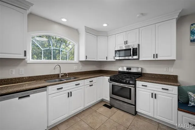 $429,900 | 738 Huntington Woods Drive, Sullivan, MO 63080