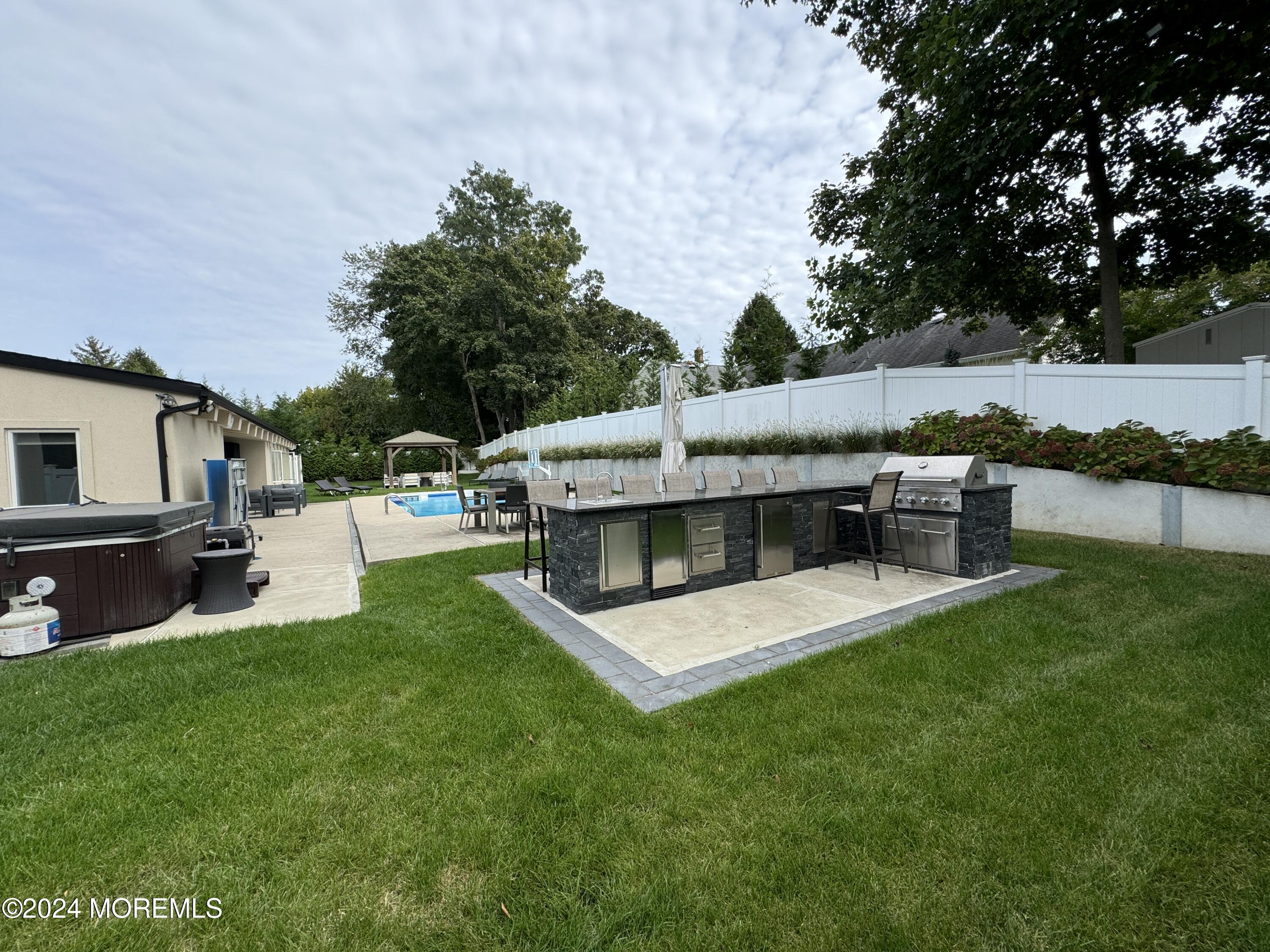 608 Deal Road Asbury Park, NJ 07712 - Photo 13 of 22 20240919_191826787_iOS