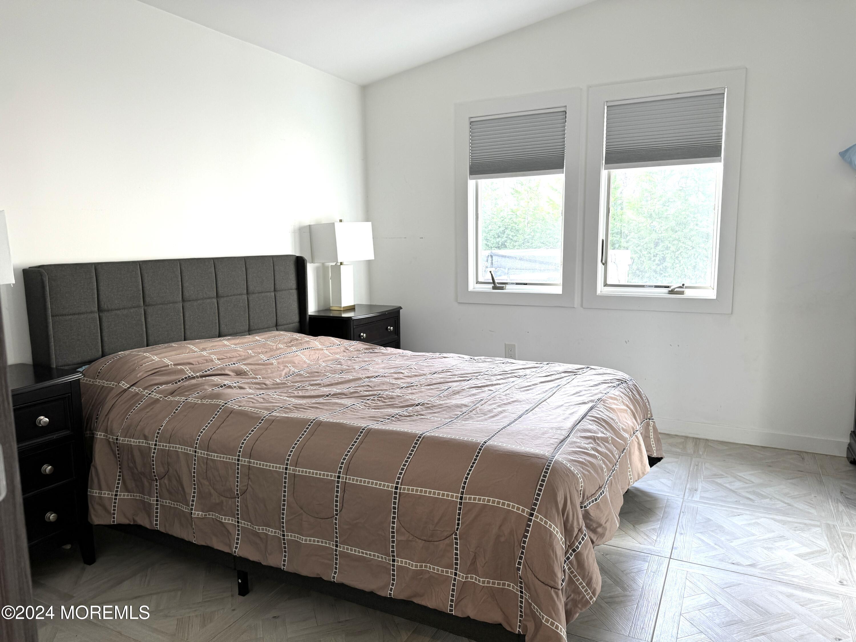 608 Deal Road Asbury Park, NJ 07712 - Photo 10 of 22 20241204_190015010_iOS