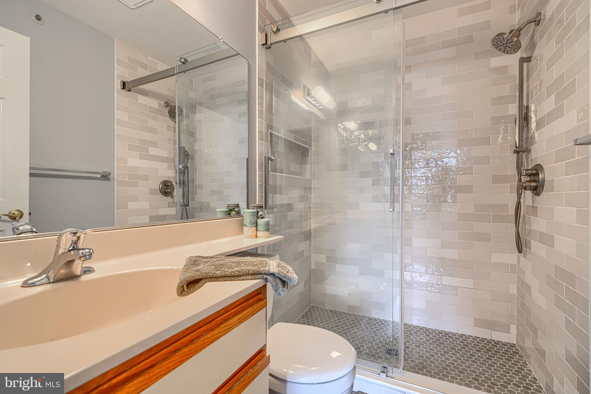 4104 Chardel Road, Unit 2C Nottingham, MD 21236 - Photo 17 of 26 Primary bath